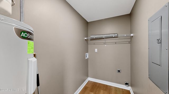 79 Cormans Crossing Blvd, Coxs Creek, KY 40013