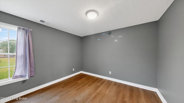 79 Cormans Crossing Blvd, Coxs Creek, KY 40013