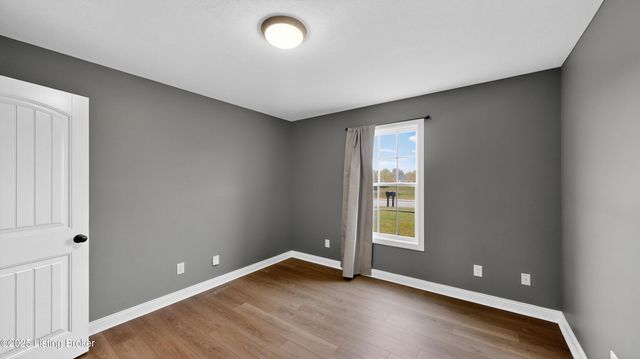 79 Cormans Crossing Blvd, Coxs Creek, KY 40013