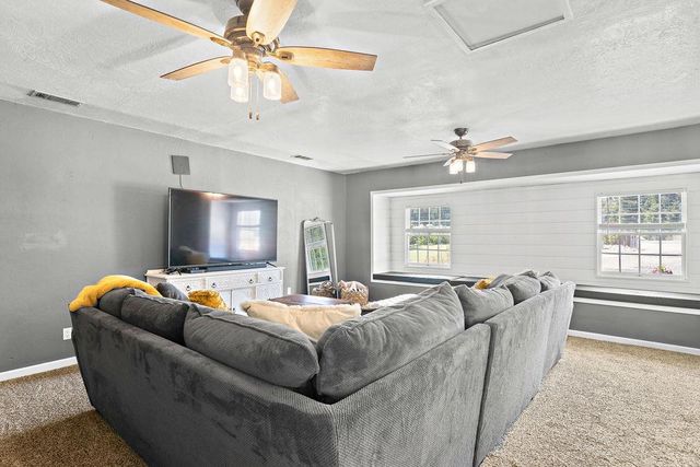 4378 Highway 108, Riverbank, CA 95367