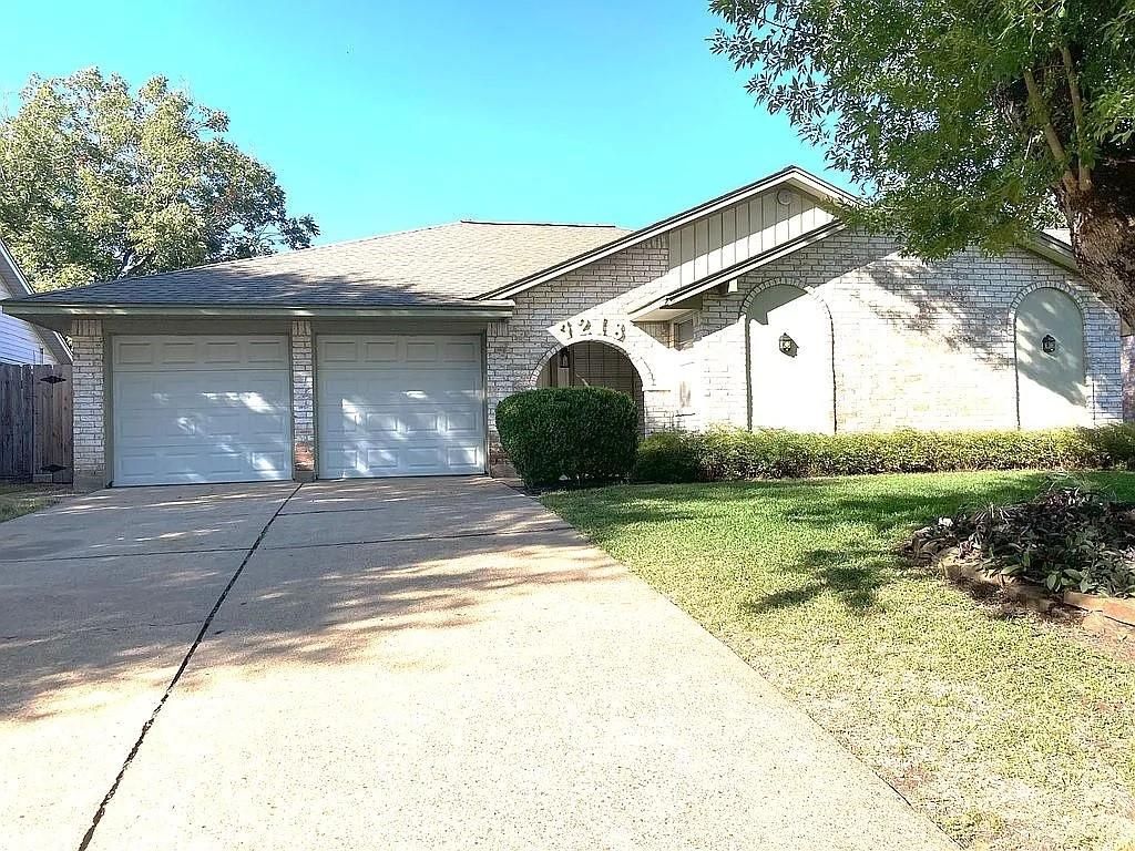 7218 Stonegate Drive, Houston, TX 77040