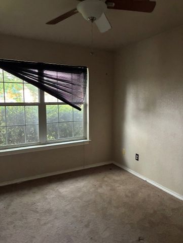 1157 N 3rd Street, Wills Point, TX 75169
