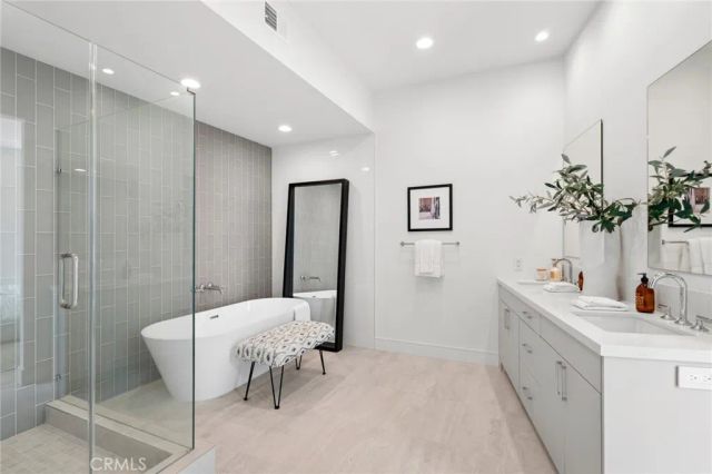 468 Ashton, Laguna Beach, CA 92651