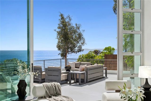 468 Ashton, Laguna Beach, CA 92651