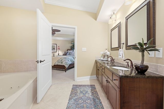 9547 Edgerton Dr Apt 606, Myrtle Beach, SC 29572