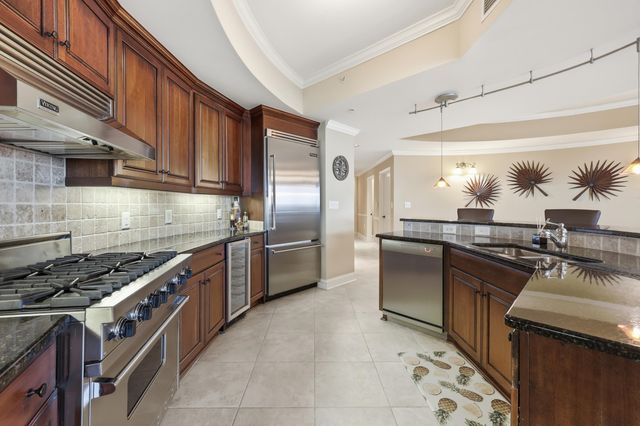 9547 Edgerton Dr Apt 606, Myrtle Beach, SC 29572