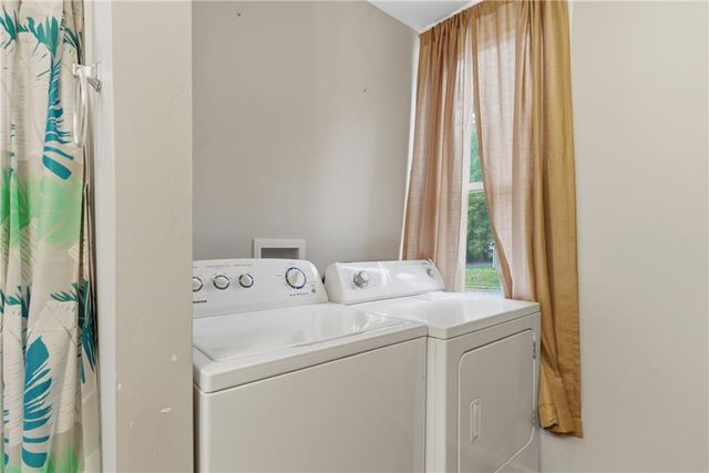 932 Dakota Street, Leavenworth, KS 66048