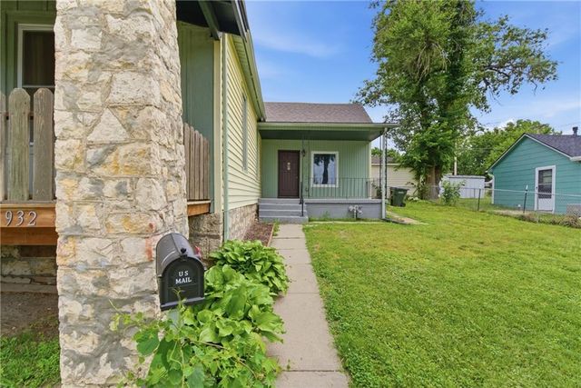 932 Dakota Street, Leavenworth, KS 66048