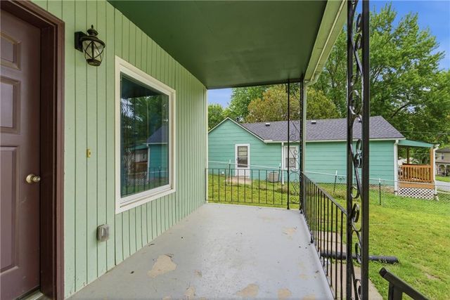 932 Dakota Street, Leavenworth, KS 66048