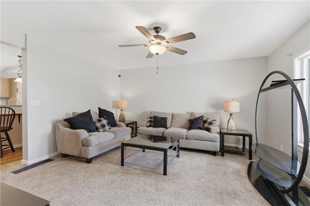 932 Dakota Street, Leavenworth, KS 66048