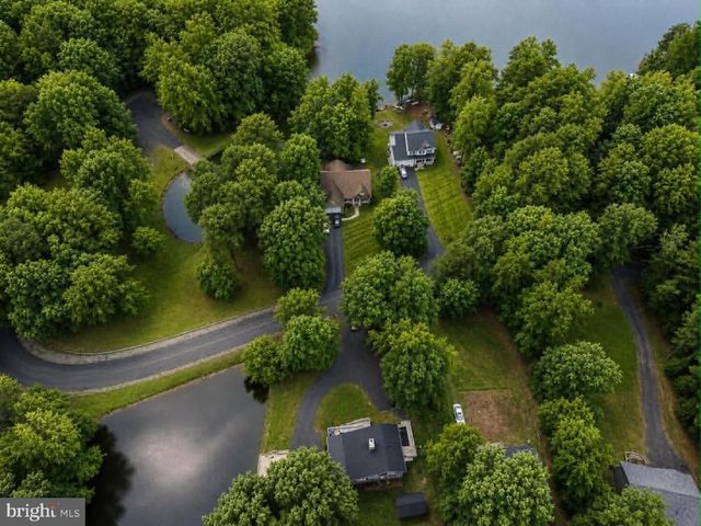 340 LAND OR DR, Ruther Glen, VA 22546