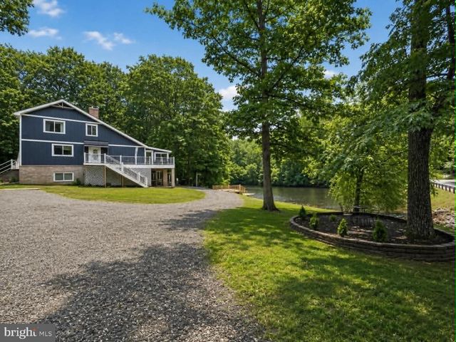 340 LAND OR DR, Ruther Glen, VA 22546