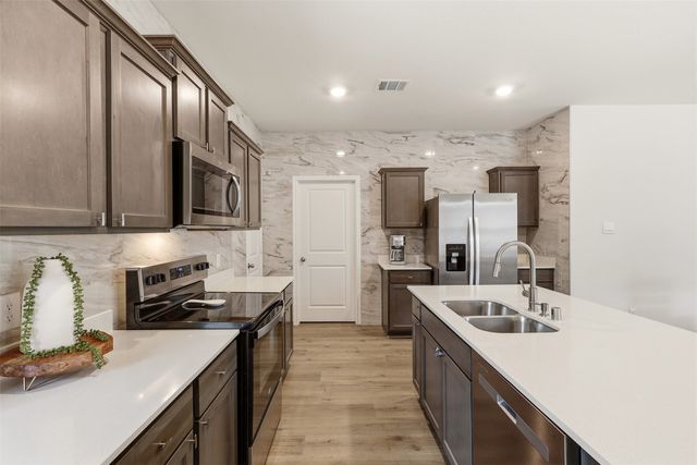 2013 Crested Jay Drive, Crandall, TX 75114