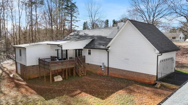 309 Green Valley Drive, Chesnee, SC 29323