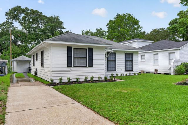 8323 Bonner Drive, Houston, TX 77017