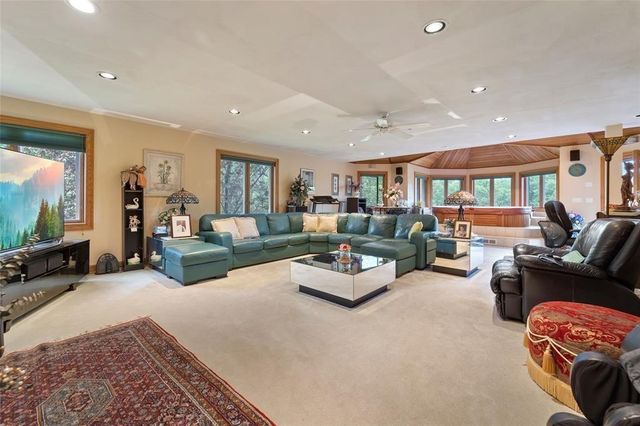 128 Brown Road, Vestal, NY 13850