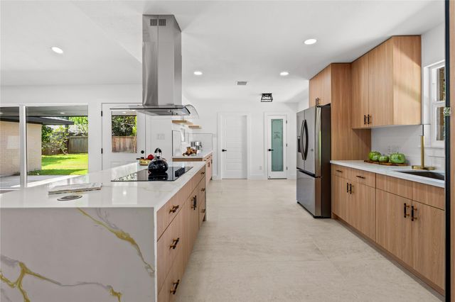5751 Jason Street, Houston, TX 77096