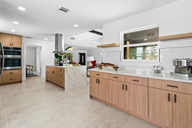 5751 Jason Street, Houston, TX 77096