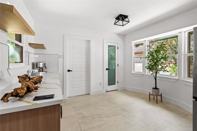 5751 Jason Street, Houston, TX 77096