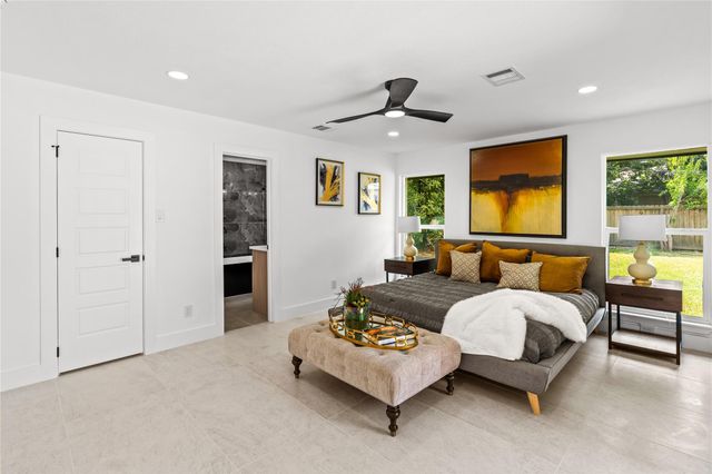 5751 Jason Street, Houston, TX 77096