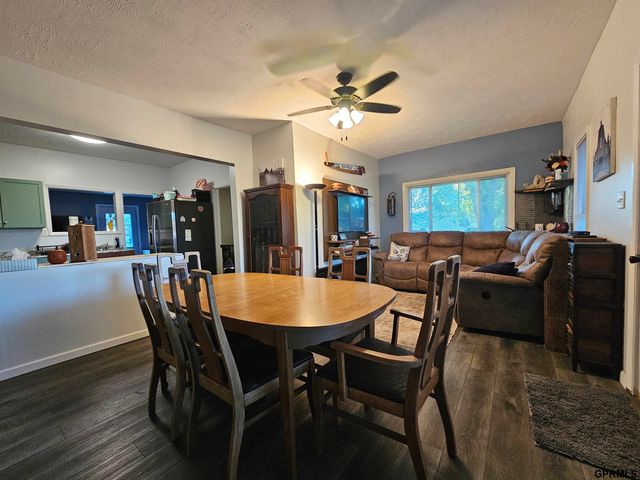 1701 H Street, Aurora, NE 68818