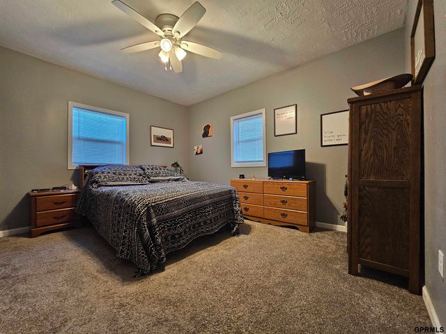 1701 H Street, Aurora, NE 68818