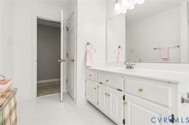 16406 Inchcape Rd, Moseley, VA 23120