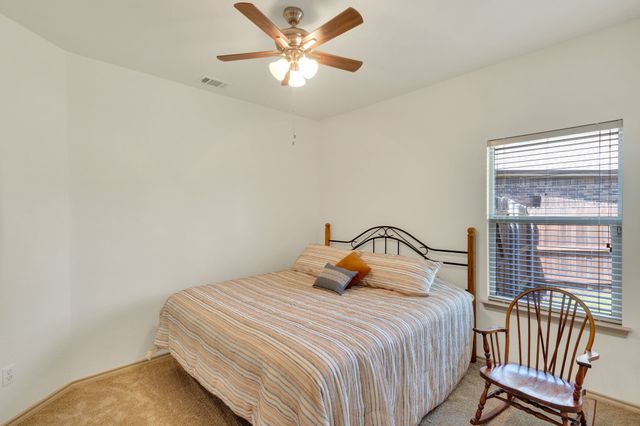 5209 Prestwick Drive, Arlington, TX 76001