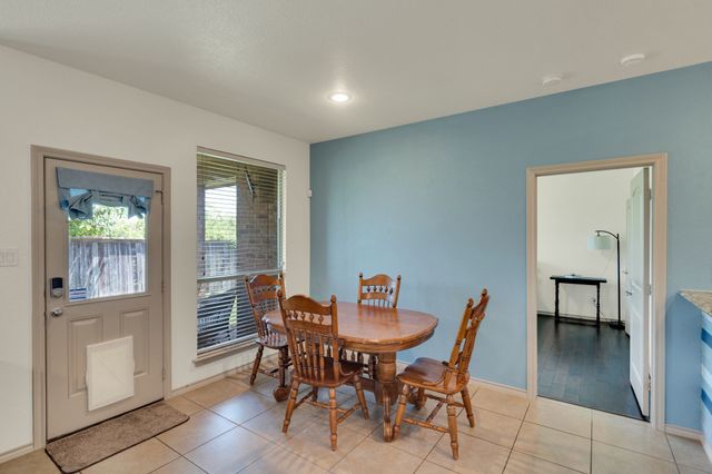 5209 Prestwick Drive, Arlington, TX 76001