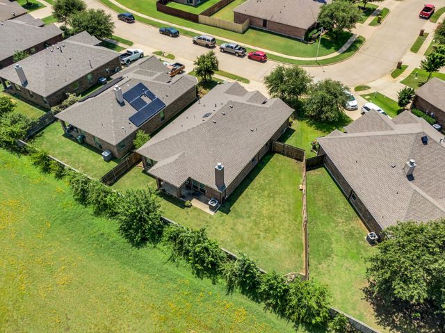 5209 Prestwick Drive, Arlington, TX 76001