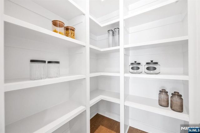 11 Gabriel Court 11, Paramus, NJ 07652