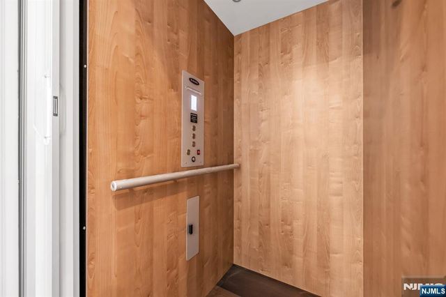 11 Gabriel Court 11, Paramus, NJ 07652