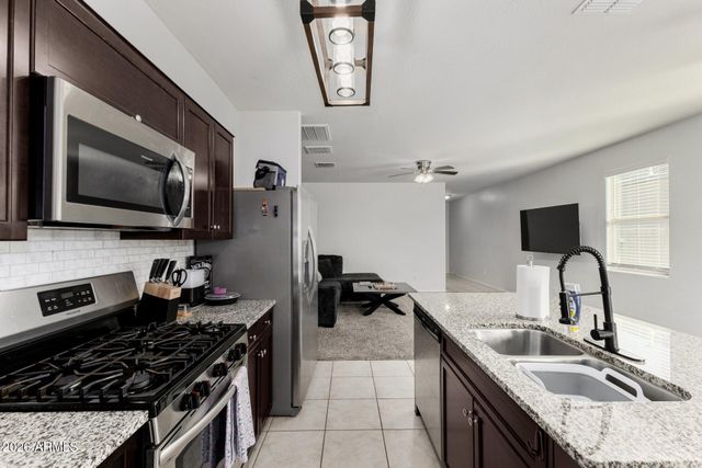 30945 W PICADILLY Road, Buckeye, AZ 85396