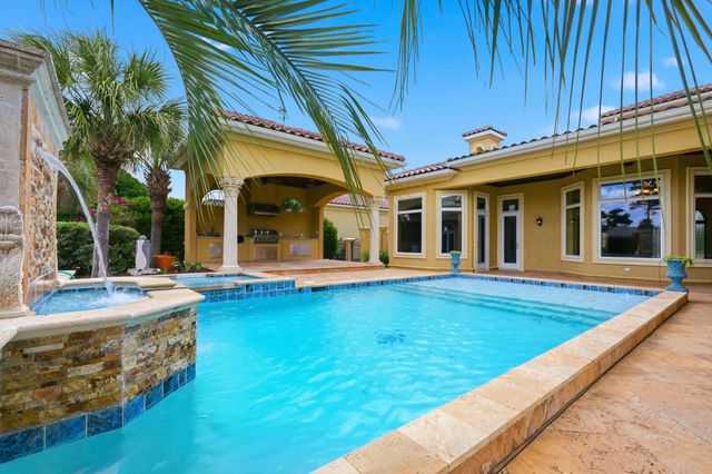 1527 Serena Dr., Myrtle Beach, SC 29579