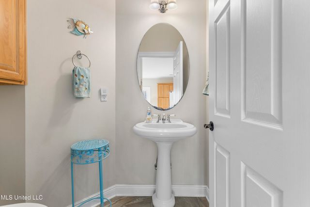 7613 Belle Fontaine Drive, Ocean Springs, MS 39564