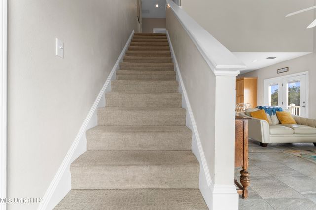 7613 Belle Fontaine Drive, Ocean Springs, MS 39564