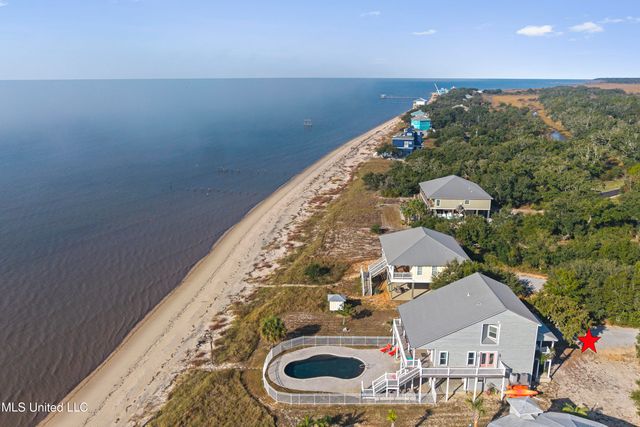 7613 Belle Fontaine Drive, Ocean Springs, MS 39564