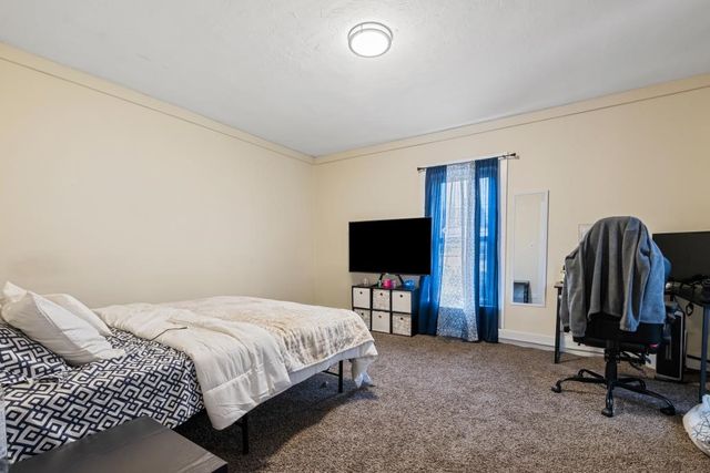 35 W SMITH Street, Corry, PA 16407