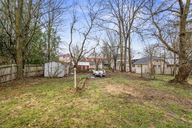 35 W SMITH Street, Corry, PA 16407