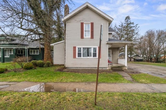 35 W SMITH Street, Corry, PA 16407