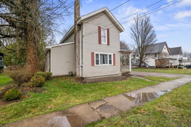35 W SMITH Street, Corry, PA 16407