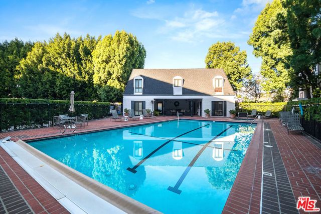 647 Wilcox Avenue 3G, Los Angeles, CA 90004