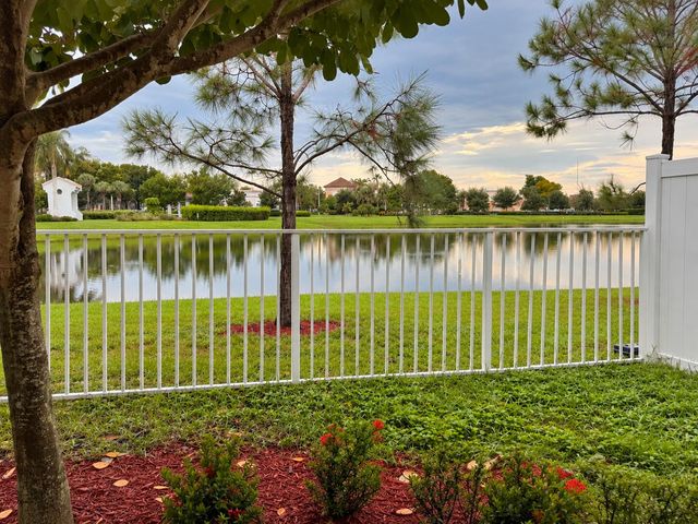 8594 VIA MAR ROSSO, Lake Worth, FL 33467