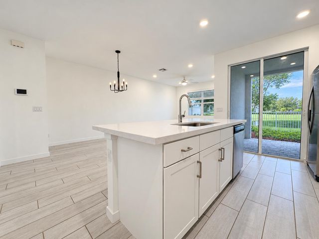 8594 VIA MAR ROSSO, Lake Worth, FL 33467