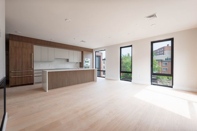 80 Vernon Street Unit 1-A, Brookline, MA 02446