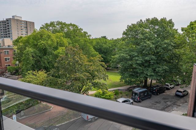 80 Vernon Street Unit 1-A, Brookline, MA 02446