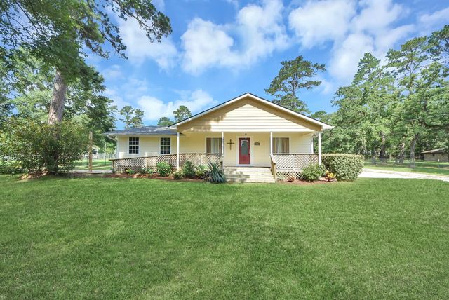 15443 W Loop Dr, Plantersville, TX 77363