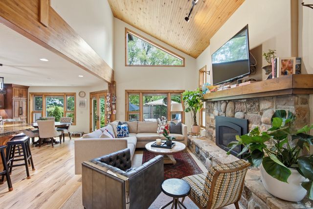 3158 E OLD RIDGE CIR, Cottonwood Heights, UT 84121
