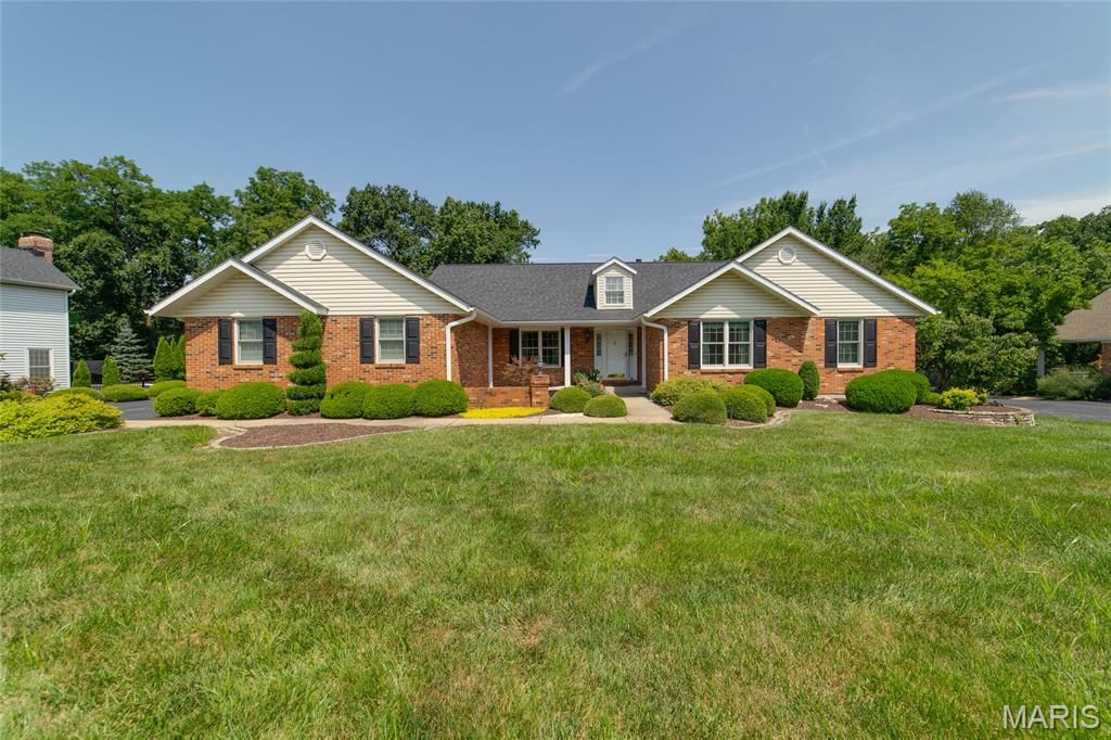 16275 Lone Cabin Drive, Wildwood, MO 63005
