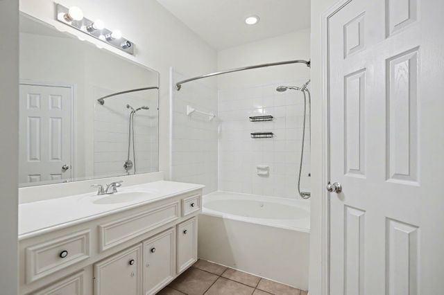 2416 Charleston Street A, Houston, TX 77021